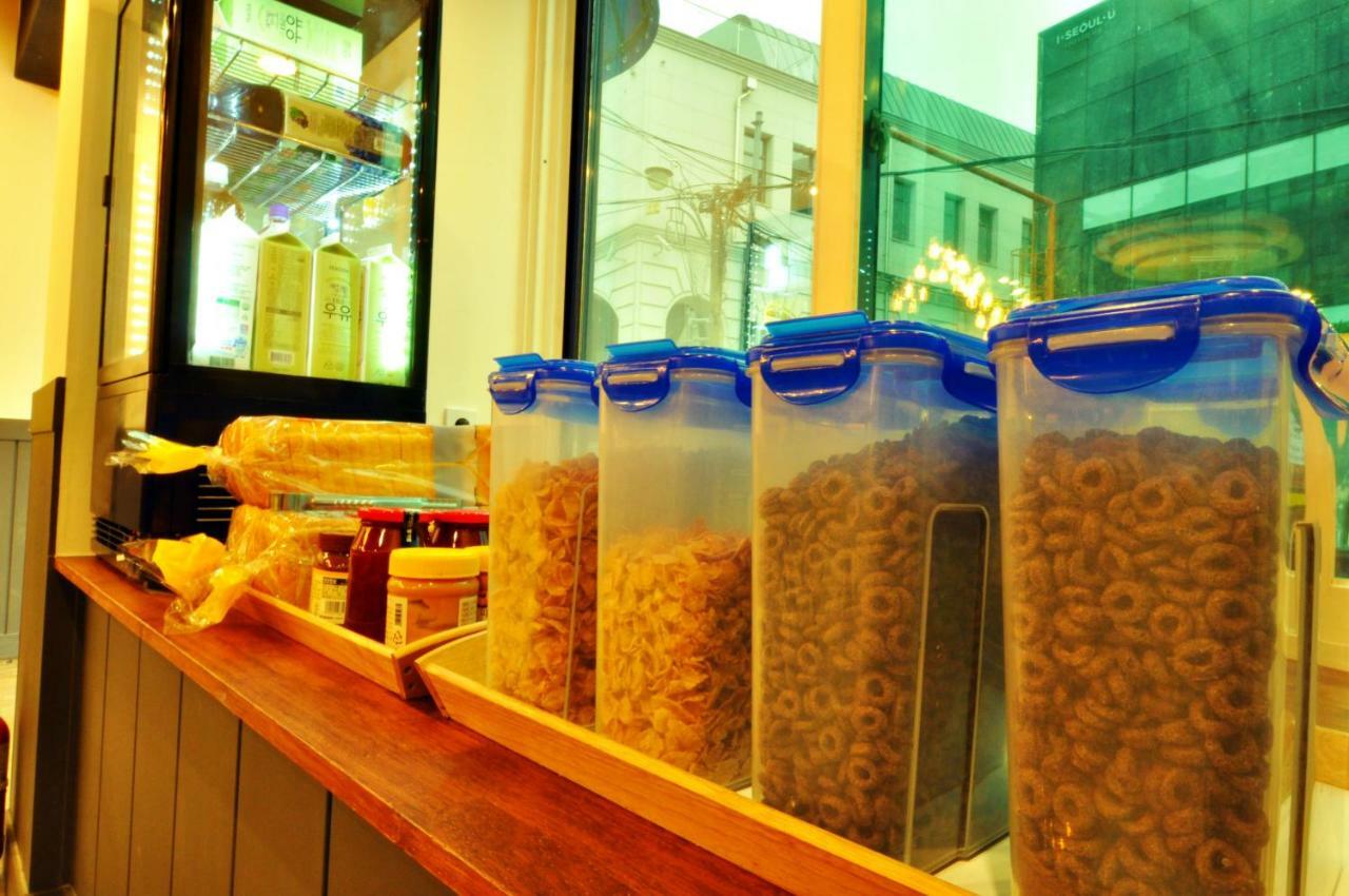 Myeongdong Rooftop Hostel Seoul Exterior photo