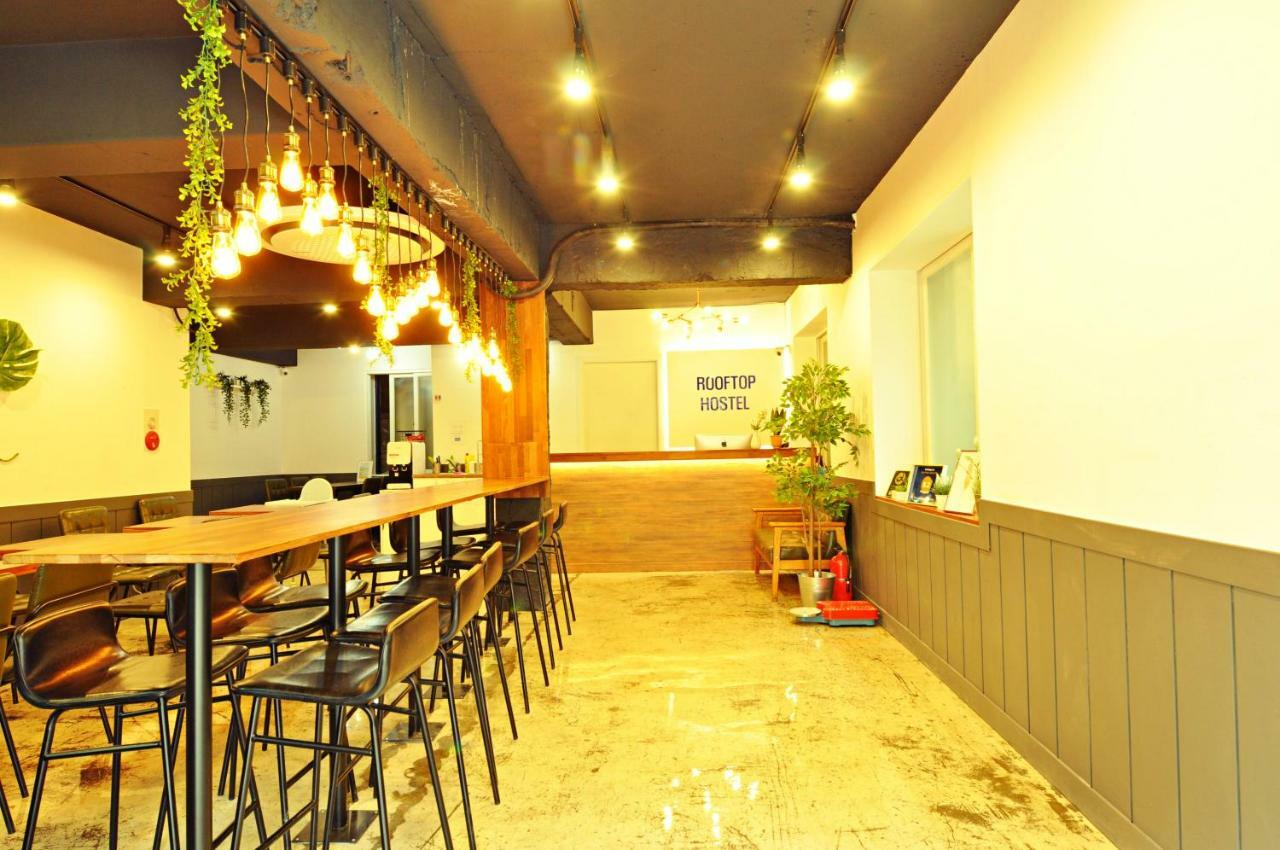 Myeongdong Rooftop Hostel Seoul Exterior photo