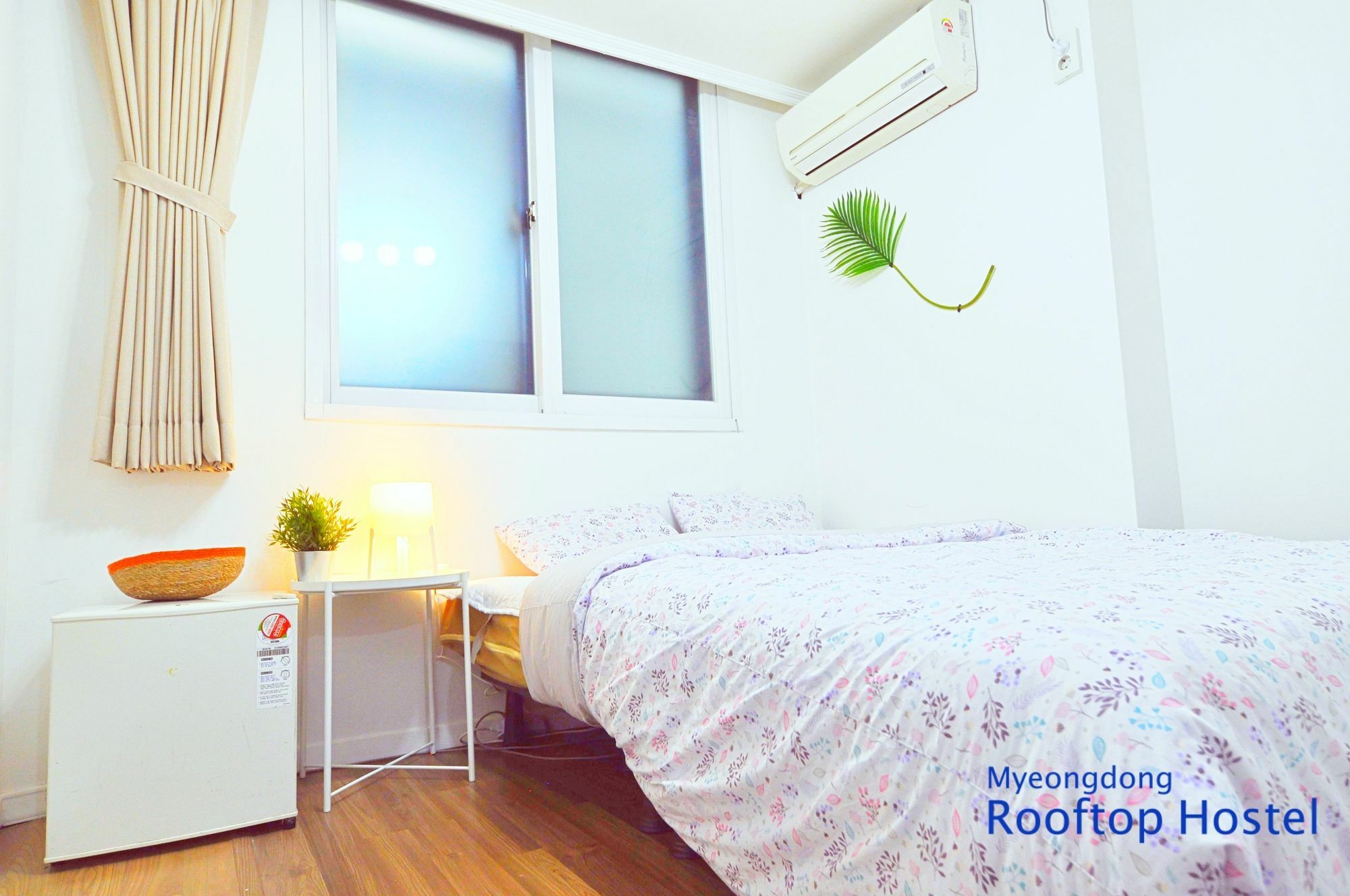 Myeongdong Rooftop Hostel Seoul Exterior photo