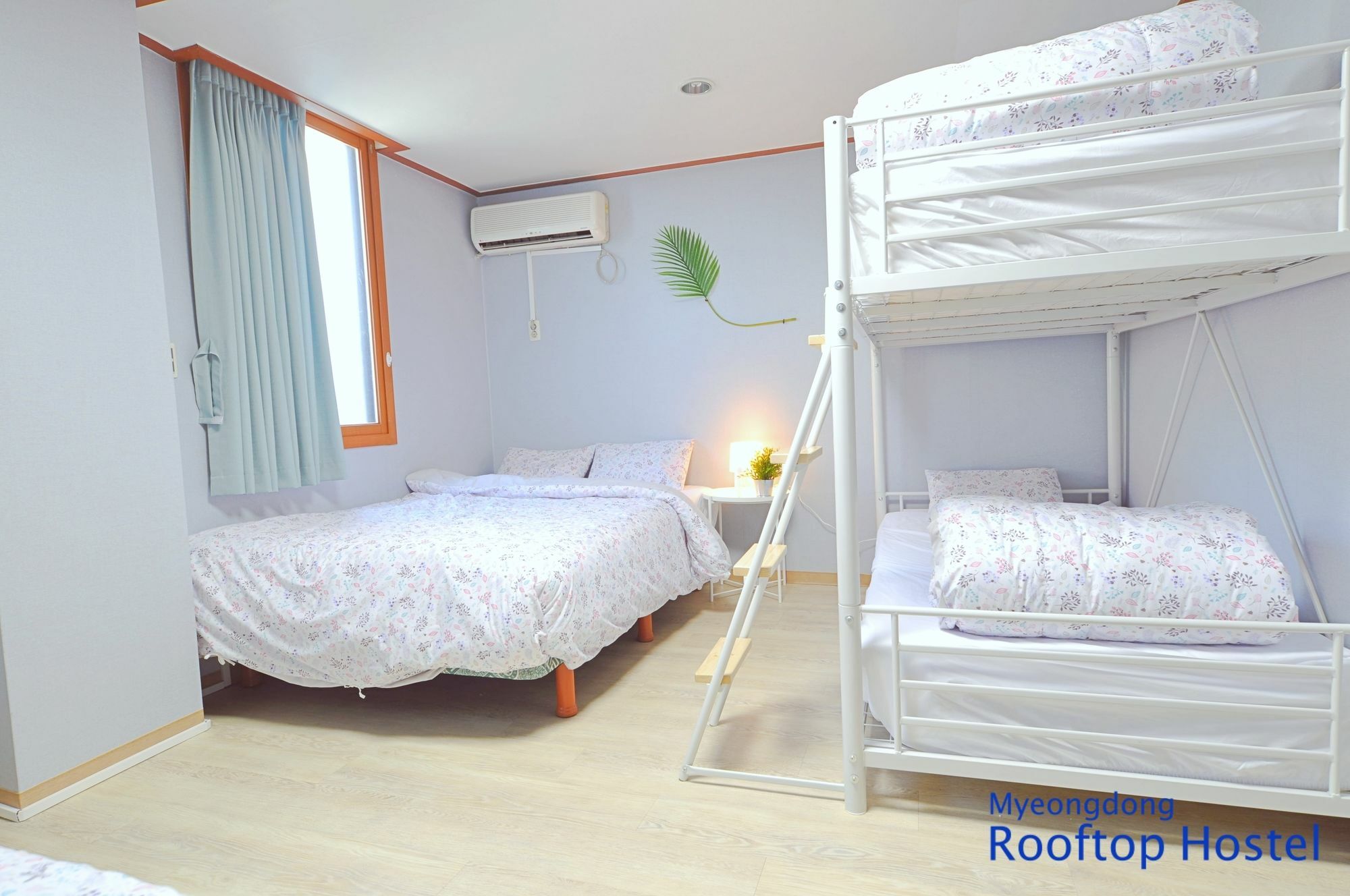 Myeongdong Rooftop Hostel Seoul Exterior photo