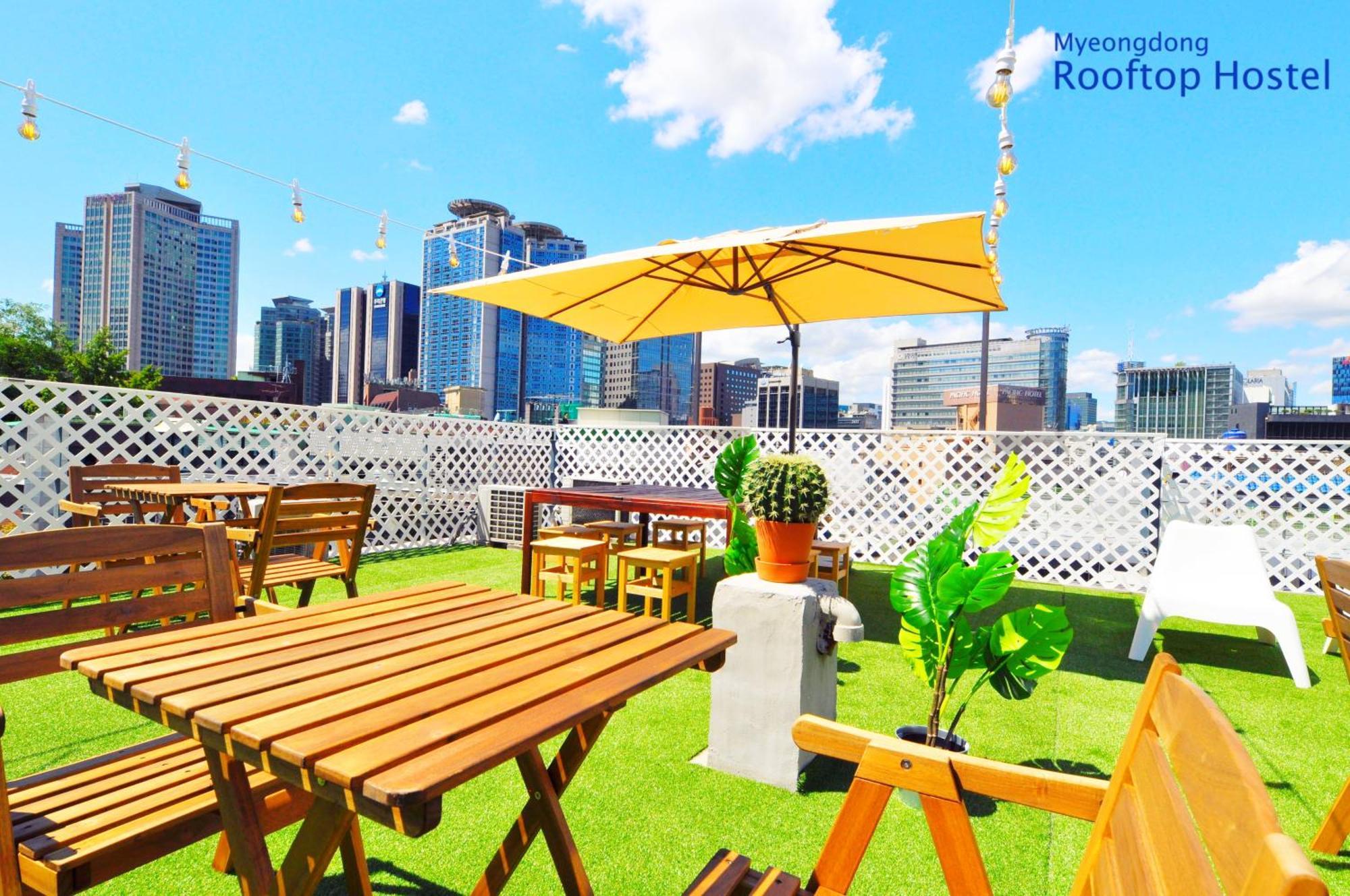 Myeongdong Rooftop Hostel Seoul Exterior photo